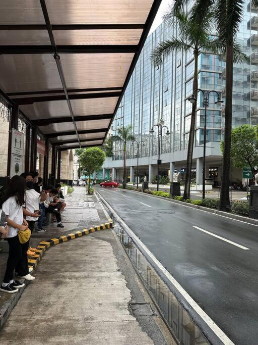 Airport Naia Terminal 3 Insane Interior Apartment Manila Exterior foto